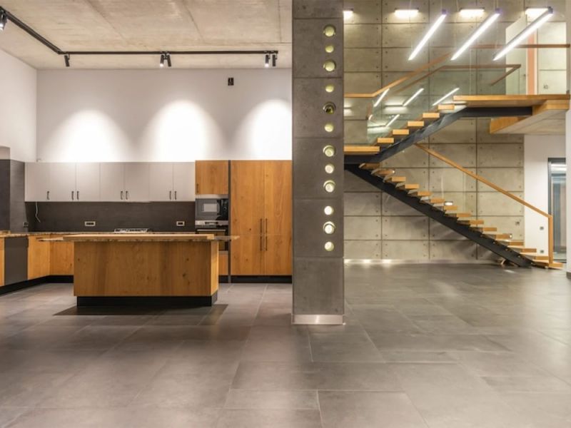 Top Gạch Lát Nền 2026 Cho Nhà Phố: Đẹp Mắt, Chống Trơn & Đáp Ứng Lâu Dài